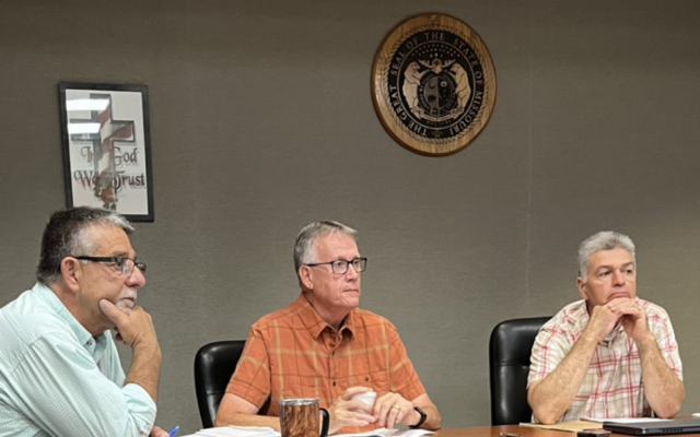 Laclede County Commission has agreed to a contract to receive property taxes for the City of Lebanon