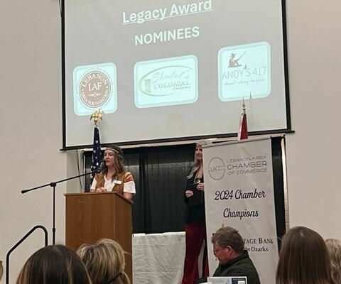 Lebanon Chamber Of Commerce Hands Out Awards